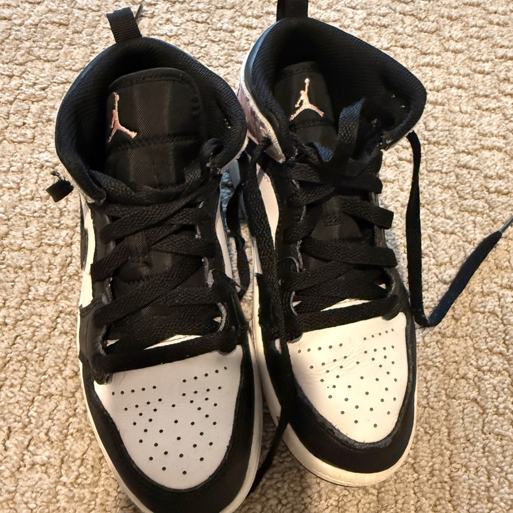 Jordan Kids Black and White Sneakers